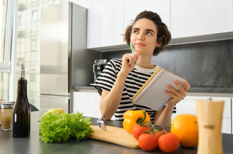 Healthy Food- The Secret to Living Healthy and Happy