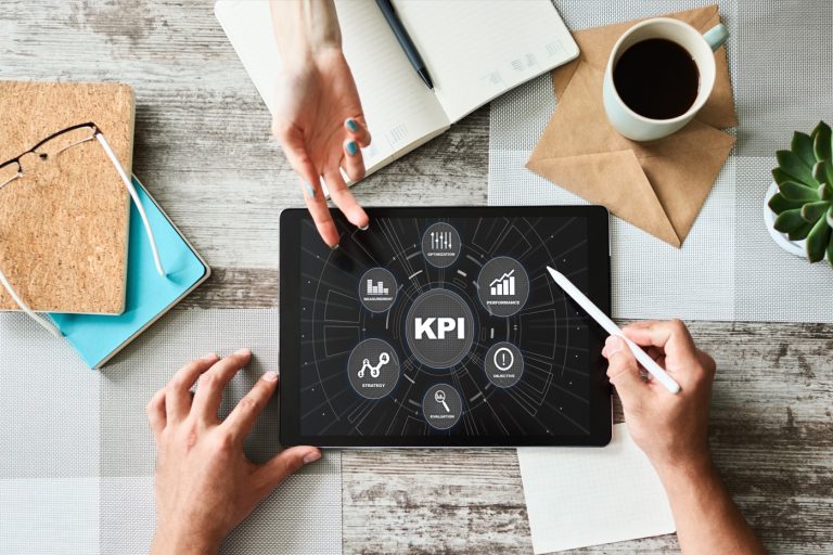 How Bookkeepers Track KPIs That Drive Business Growth