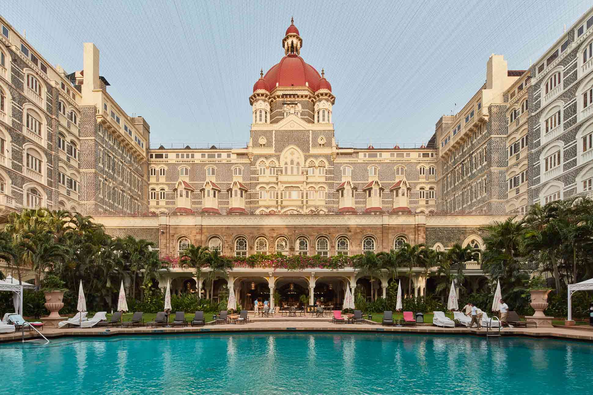 Discover the Magic of Mumbai Through a Stay at a Hotel in the Heart of the City